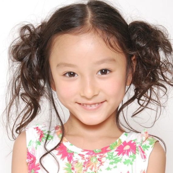 小林璃乃が小学一年生モデルオーディション で準グランプリ獲得